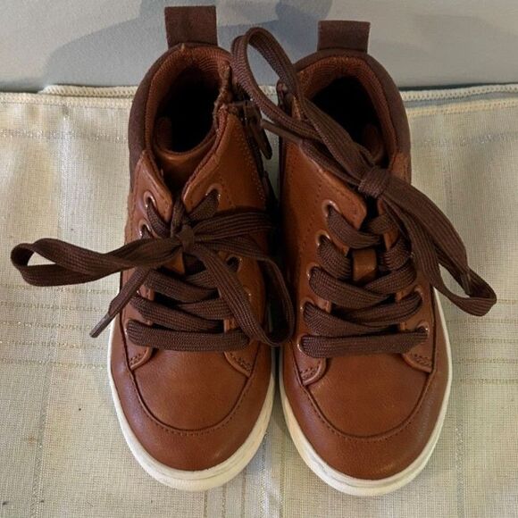 Cat & Jack Boots - Size 7 - Picture 2 of 7